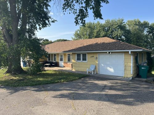 11708 Highway 55, Plymouth, MN, 55441-4821 | Card Image