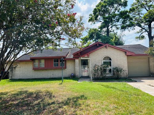 7619 Vernwood St, Houston, TX, 77040-4530 | Card Image