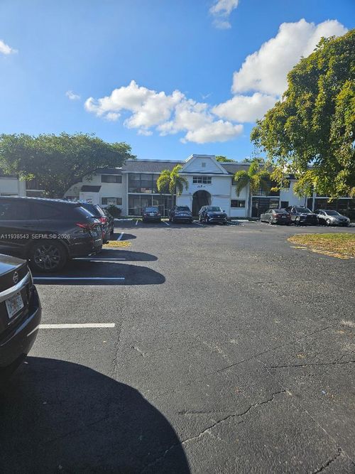 101-18755 Nw 62nd Ave, Hialeah, FL, 33015-5002 | Card Image