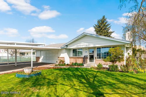 140 Bertsch Cir, Naches, WA, 98937-9659 | Card Image