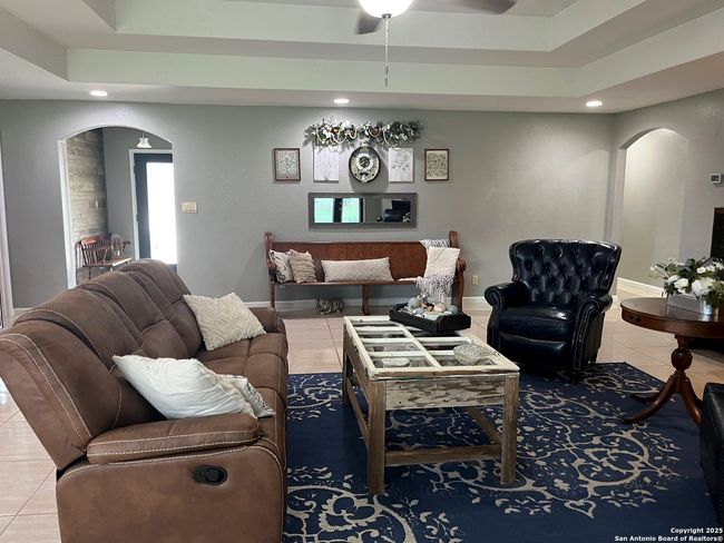 510 Jack Nickolaus Dr, House other with 3 bedrooms, 3 bathrooms and null parking in Devine TX | Image 17