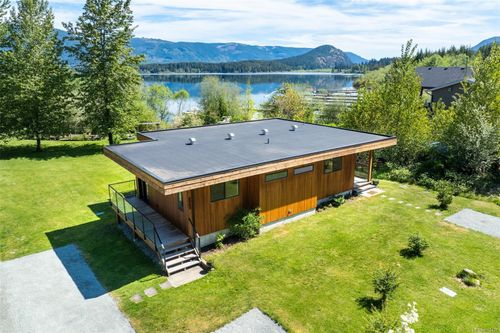 9905 Stin-Qua Rd, Honeymoon Bay, BC, V0R1Y0 | Card Image