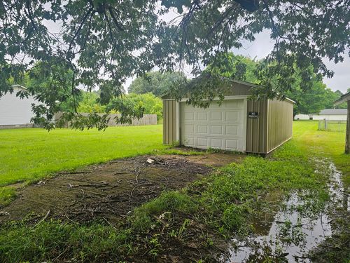 11 Barger Dr, Metropolis, IL, 62960-2711 | Card Image