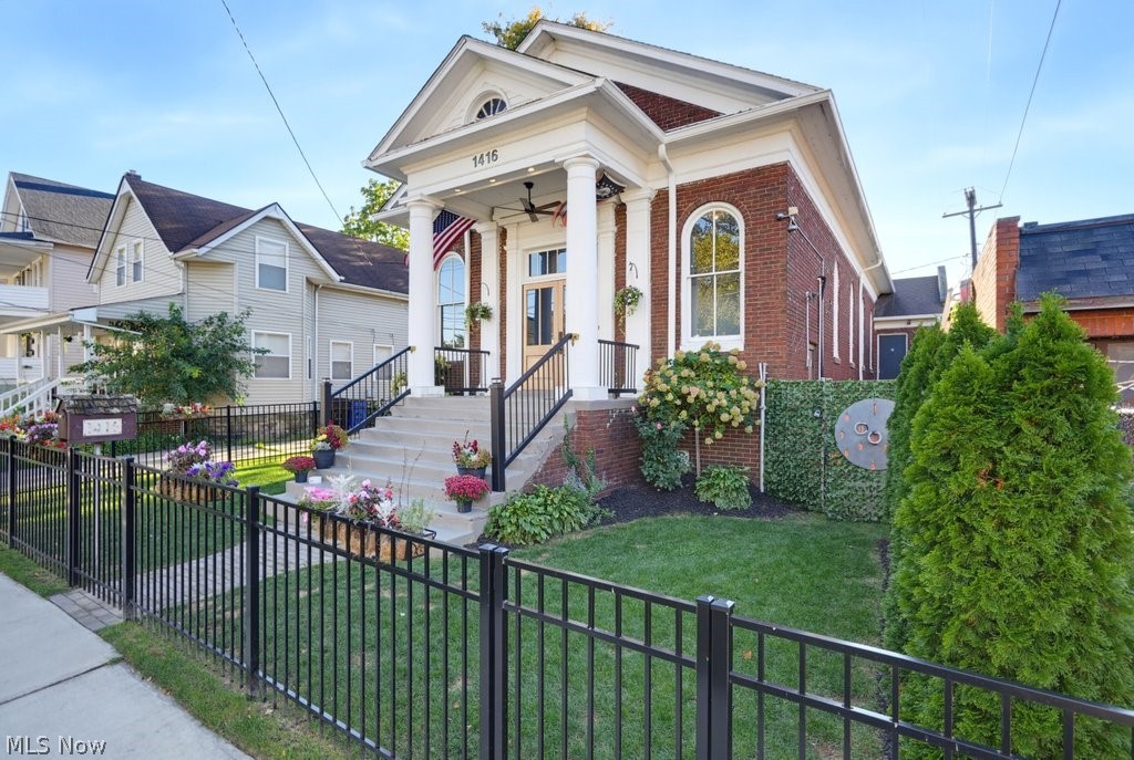 Residential Income in Cleveland 4