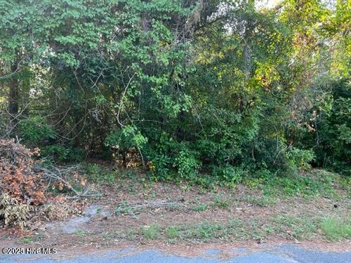 321 Ne 49th St, Oak Island, NC, 28465 | Card Image