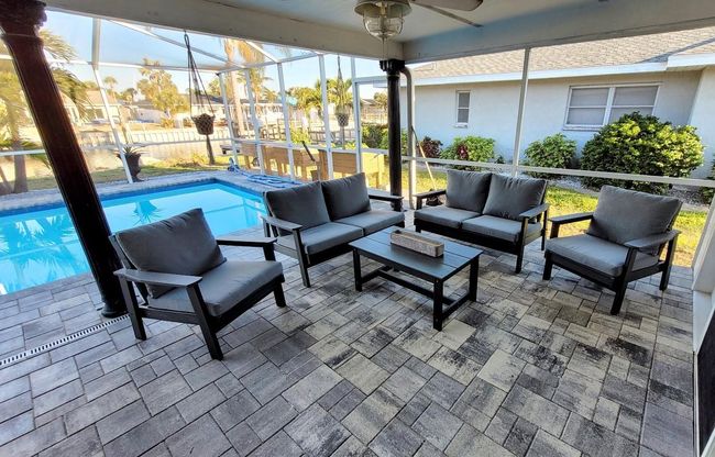 6337 Cocoa Ln, House other with 4 bedrooms, 2 bathrooms and null parking in APOLLO BEACH FL | Image 22