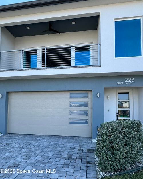 223 6th Ave, Indialantic, FL, 32903-3303 | Card Image