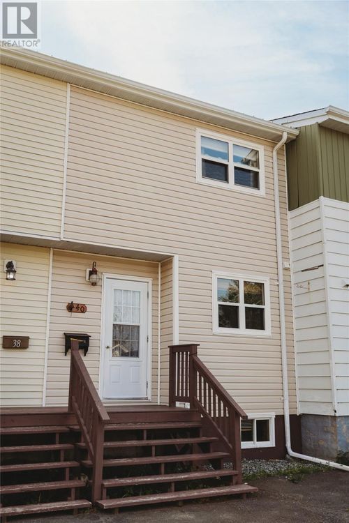40 Wood Cres, House with 3 bedrooms, 2 bathrooms and null parking in Gander NL | Card Image