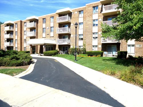 unit-3a-2423 Kennicott Dr, Arlington Heights, IL, 60004-3081 | Card Image