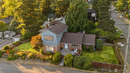 12703 4th Ave Nw, Seattle, WA, 98177-4227 | Card Image