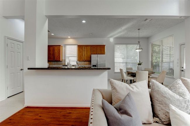 7810 Timber View Ct, House other with 4 bedrooms, 4 bathrooms and 2 parking in Houston TX | Image 28