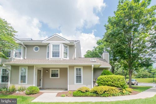 787 Reading Ct, WEST CHESTER, PA, 19380-1718 | Card Image