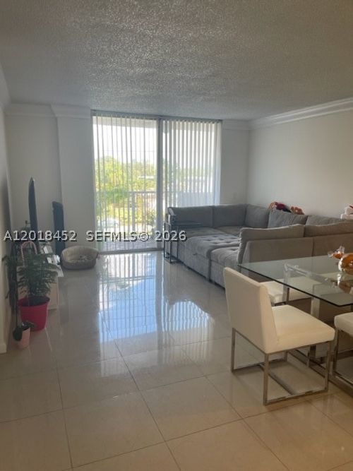 303-2020 Ne 135th St, North Miami, FL, 33181-2107 | Card Image