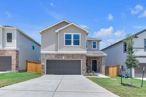 201 Lucky Texan Rd, Jarrell, TX, 76537-2112 | Card Image