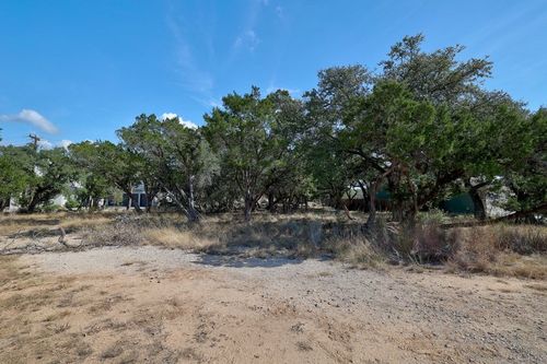 406 Summit Ridge Dr N, Lago Vista, TX, 78645-8670 | Card Image