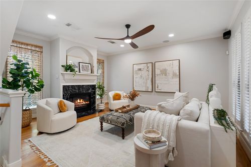 1308 Cohn St, Houston, TX, 77007-3011 | Card Image