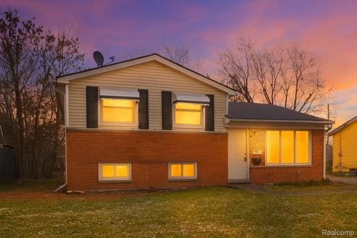 6148 Eldon Rd, Mount Morris, MI, 48458-2716 | Card Image