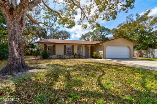712 Lucerne Cir, Ormond Beach, FL, 32174-4625 | Card Image