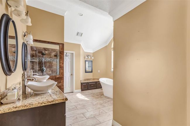 15707 W Astern Dr, House other with 4 bedrooms, 3 bathrooms and 2 parking in Crosby TX | Image 31