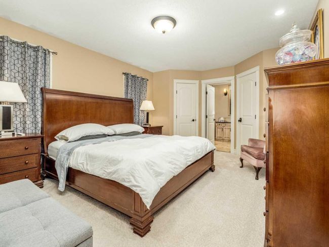 208 Mt Sunburst Place W, House other with 4 bedrooms, 3 bathrooms and 4 parking in Lethbridge AB | Image 23