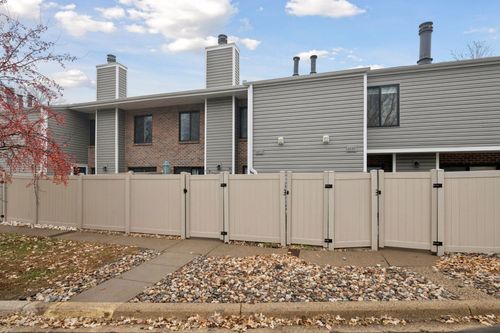 4453 Cedar Lake Rd S, Saint Louis Park, MN, 55416-3701 | Card Image