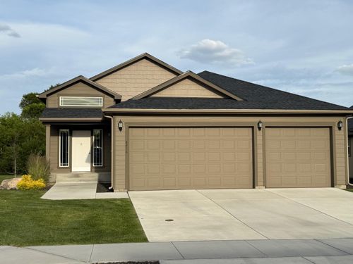 8416 N Summerhill Ln, Spokane, WA, 99208-6913 | Card Image