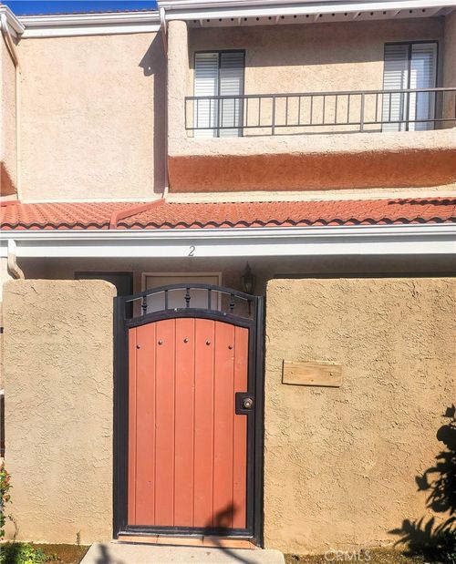 2 Lincoln Ct, Buena Park, CA, 90620-4604 | Card Image