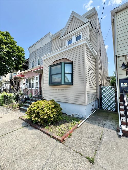 85 53rd Ave, Elmhurst, NY, 11373-4327 | Card Image