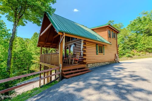 914 High Mountain Way, Gatlinburg, TN, 37738 | Card Image