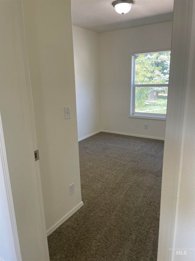 102 N Fairfield St, House other with 3 bedrooms, 2 bathrooms and null parking in Council ID | Image 13