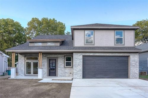 308 E Nichols St, Spring Hill, KS, 66083-8503 | Card Image