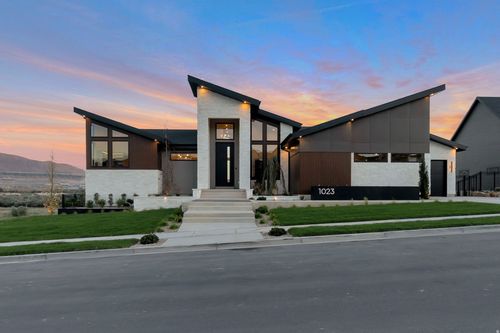 1023 W Reining Way, Riverton, UT, 84065-7036 | Card Image