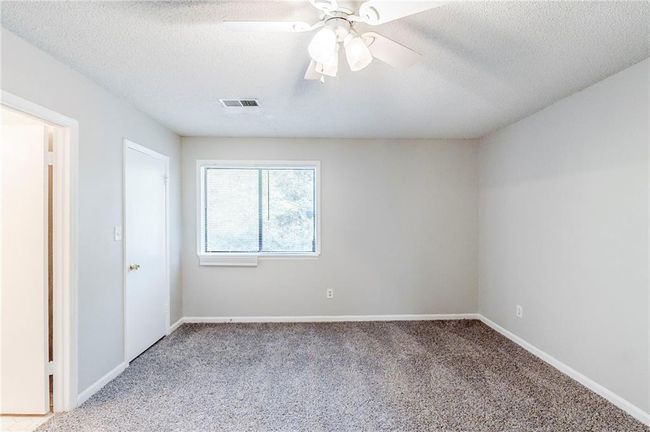 870 Chapman Cir, House other with 3 bedrooms, 2 bathrooms and 4 parking in Stone Mountain GA | Image 17