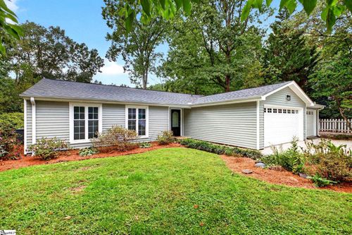 17 Woodharbor Drive, Taylors, SC, 29687-4025 | Card Image