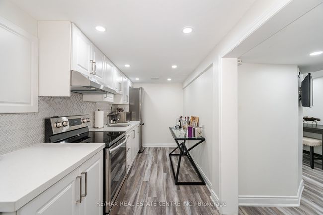 55 Mallard Cres, House attached with 4 bedrooms, 2 bathrooms and 3 parking in Brampton ON | Image 21
