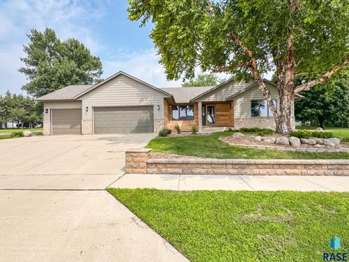 385 W South St, Parker, SD, 57053-2196 | Card Image