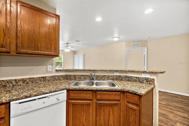 BLDG-7J - 4600 E Moody Blvd, Condo with 2 bedrooms, 2 bathrooms and null parking in BUNNELL FL | Image 7