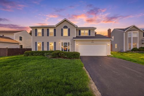 1901 Pastoral Ln, Hanover Park, IL, 60133-6742 | Card Image