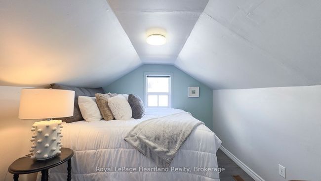 305 Mary St, House other with 3 bedrooms, 1 bathrooms and 4 parking in Goderich ON | Image 21