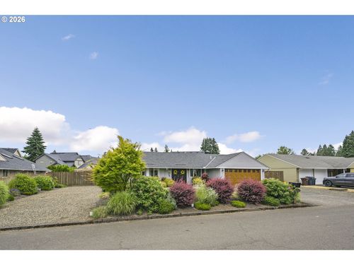 16934 Se Fragrance Ave, Milwaukie, OR, 97267-5418 | Card Image