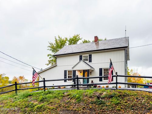 33 White Church Ln, Troy, NY, 12180-7388 | Card Image