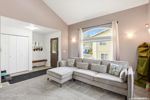 17427 Rachel Ave, Eagle River, AK, 99577-7511 | Card Image