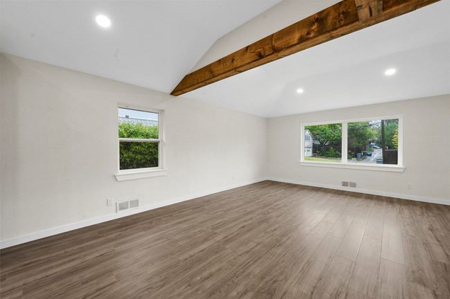 9211 Crestlake Dr, House other with 3 bedrooms, 2 bathrooms and null parking in Dallas TX | Image 4