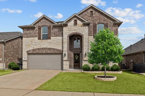 910 Black Hawk Dr, Princeton, TX, 75407-9139 | Card Image