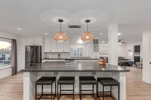 5253 E Beck Ln, Scottsdale, AZ, 85254-1703 | Card Image