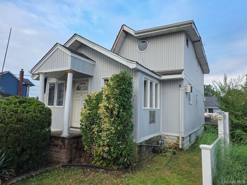 26 Gordon Place, Hempstead, NY, 11520 | Card Image