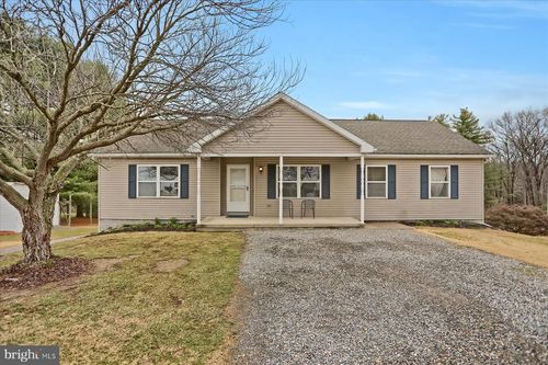 287 Pine Crest Dr, Mc Clure, PA, 17841-8062 | Card Image