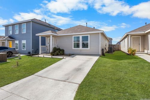 7415 Donkey Vly, San Antonio, TX, 78252-4544 | Card Image