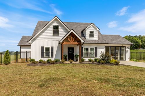 1020 Loggins Rd, Charlotte, TN, 37036-6206 | Card Image
