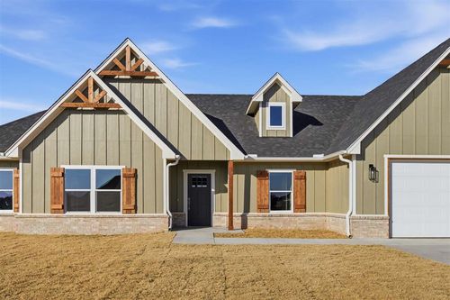 220 Bandera St, Stillwater, OK, 74074-2725 | Card Image